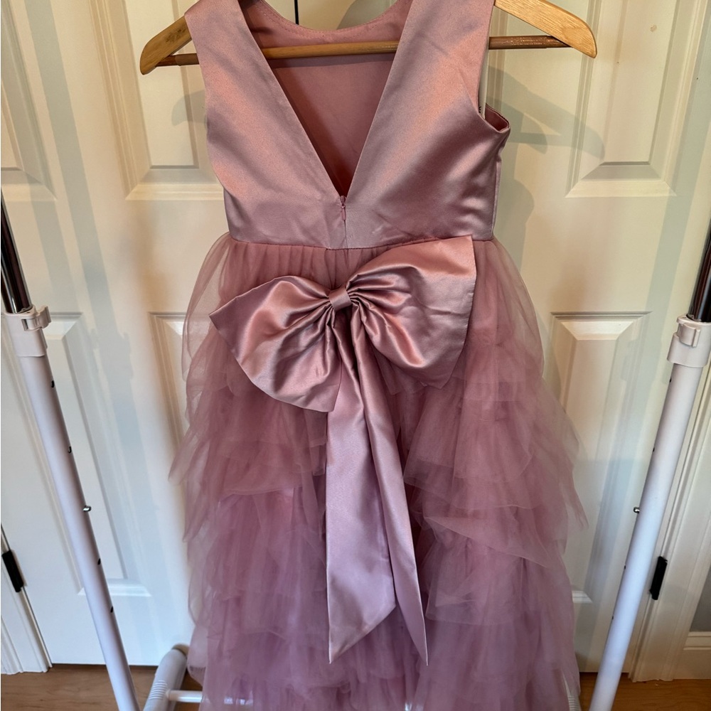 Girls Elegant Lavender Tulle Dress with Bow - Picture 3 of 3